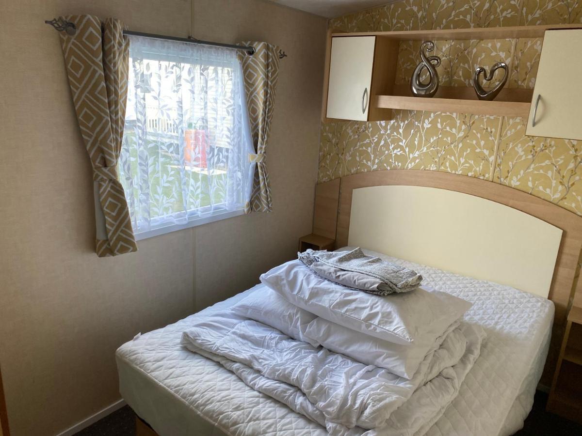 3 Bedroom 8 Berth Standard Basic Caravans With Hot Tub,Mountain Bikes تاتيرشال المظهر الخارجي الصورة